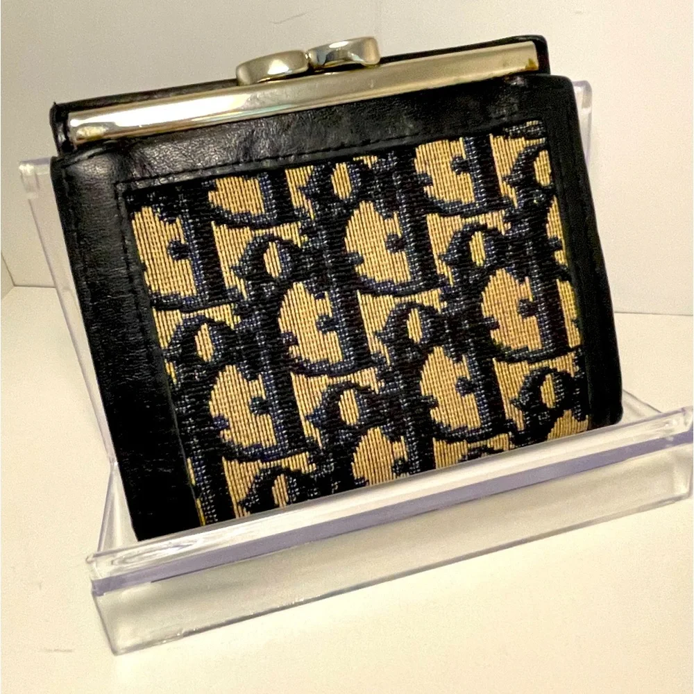 Dior trotter wallet